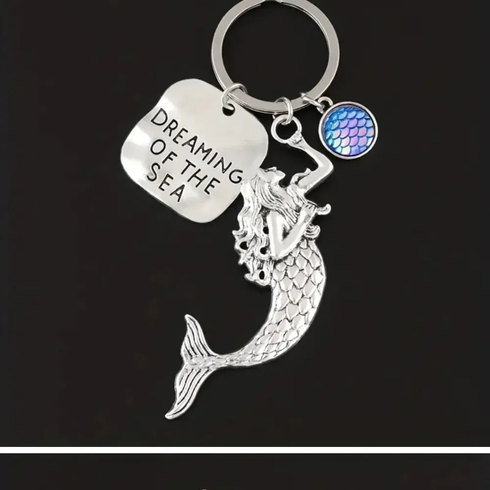 Silver Mermaid keychain dreaming of the sea ocean lover gift